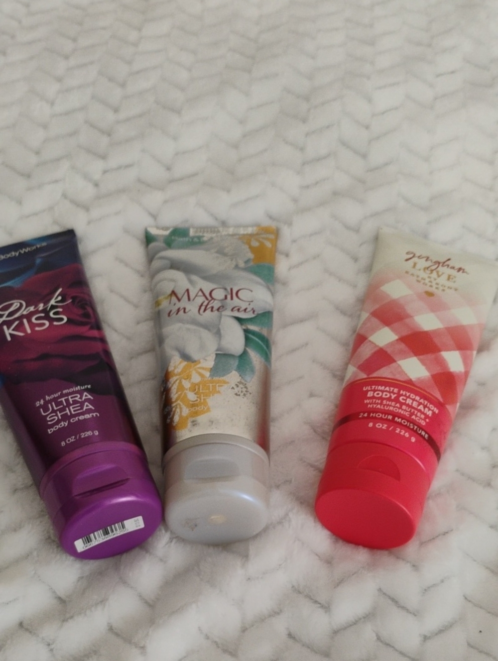 Bath & Body Works Magic in the Air Ultra Shea Body Cream - White/Teal Accents